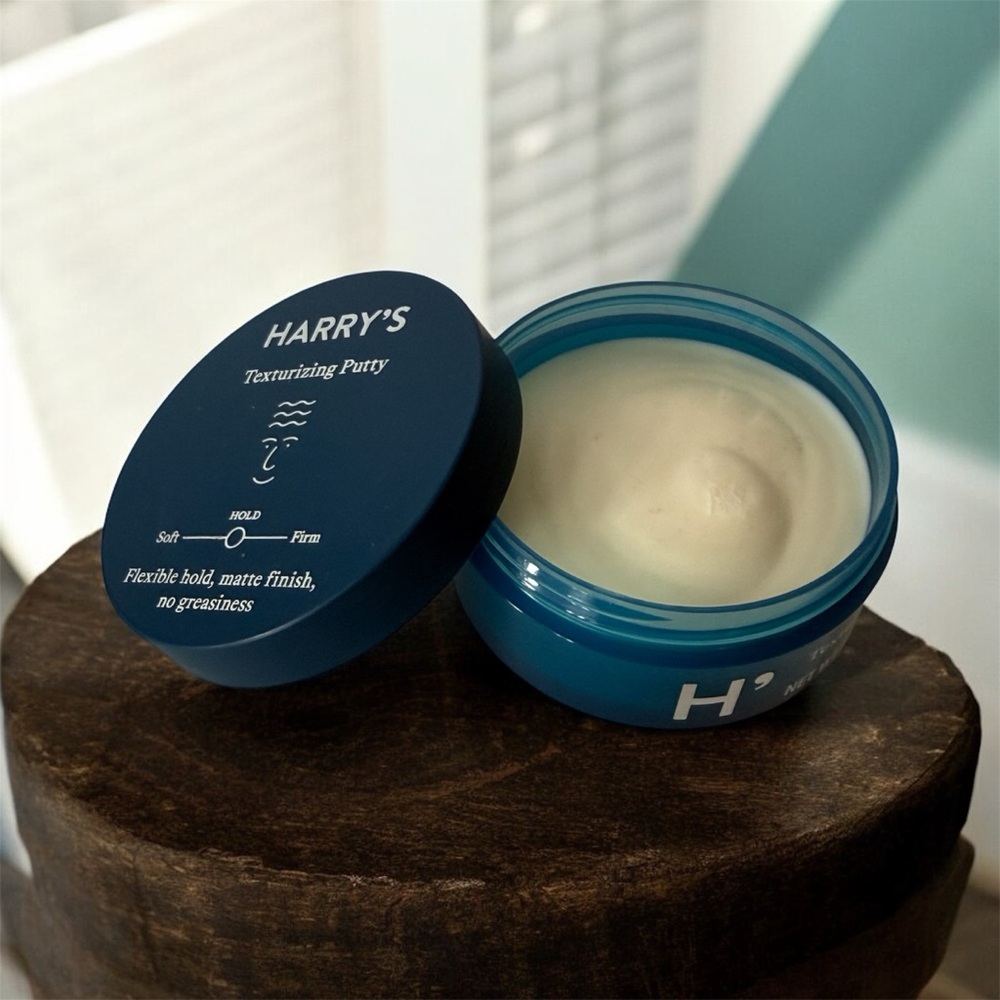 Harry's Texturizing Hair Putty Medium Flexible Hold Matte Finish